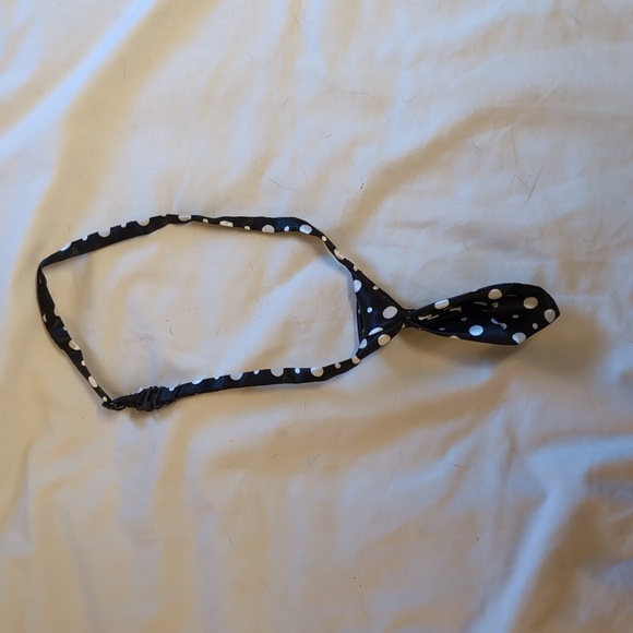 Black and white polka dot doggie tie!! - Picture 2 of 4